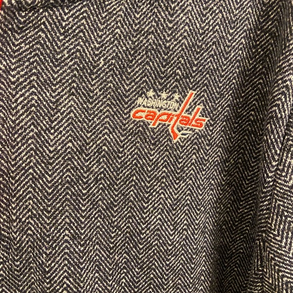 NHL Washington Capitals Mens Sweater (XL) - Picture 5 of 12